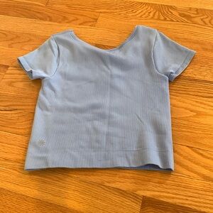 Athleta Girls ribbed crop top tee